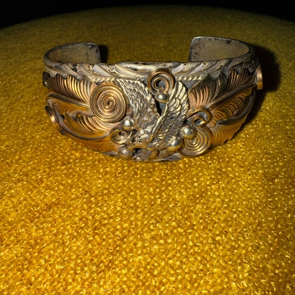 CHEE Native American Navajo Sterling Silver & Gold Appliques Eagle Cuff Bracelet - Picture 9 of 16